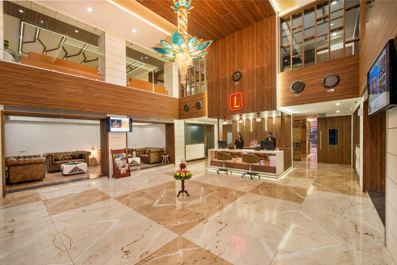 Lords Eco Inn Morbi Экстерьер фото